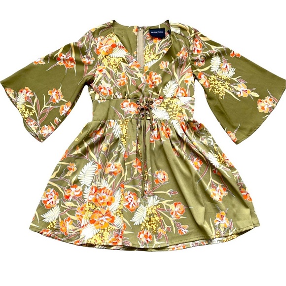 MINKPINK Dresses & Skirts - Size L MINKPINK Olive green floral bell sleeve mini dress